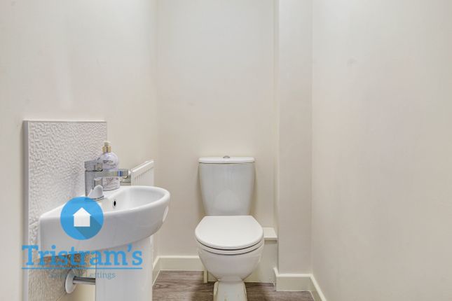 12, Hopwood Road, Nottingham photo 3