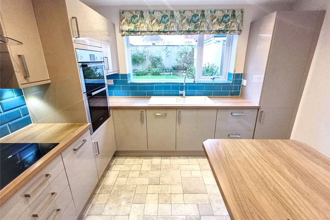 18, Woodside Road, Poole photo 4