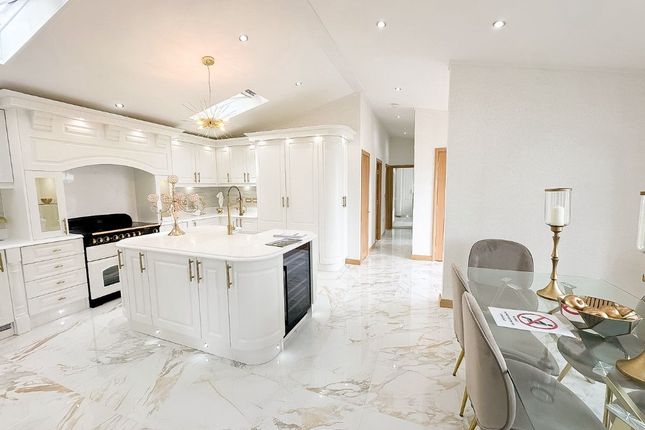 11 Nightingale Rise, Weybridge Road, Addlestone photo 4