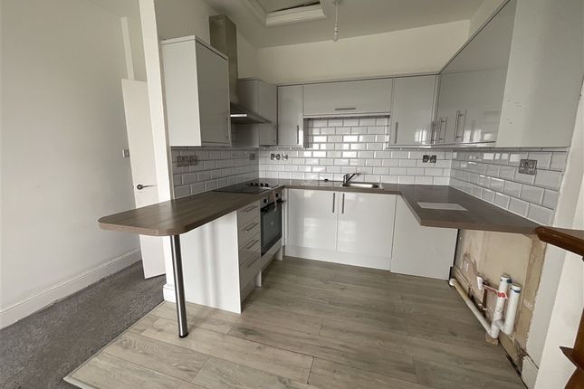 31, South Terrace, Littlehampton photo 2