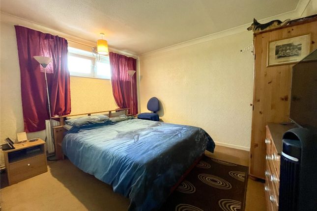 23, Scotts Court, Farnborough photo 2