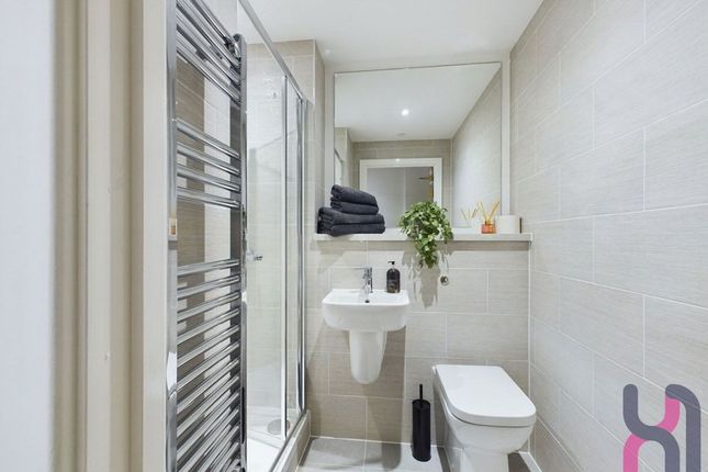 214 Cheltenham Place, 33 Frederick Road, Salford photo 4