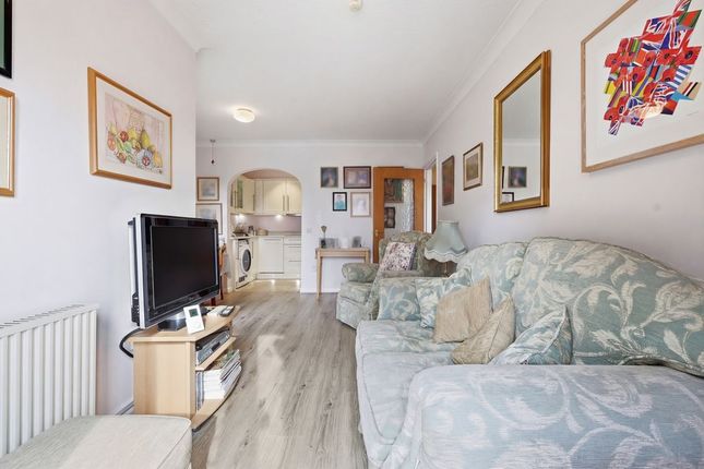 4 Sawyers Court, Chelmsford Road, Brentwood photo 4