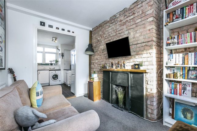Flat 28, Tupman House,, Llewellyn Street, London photo 2