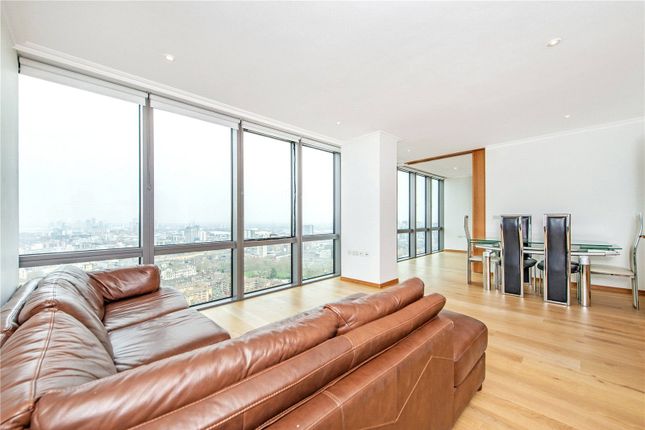 Thumbnail Flat to rent in Hertsmere Road, London