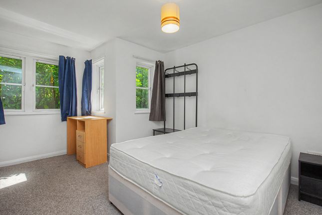 Flat ,, Beech Road, Headington photo 3