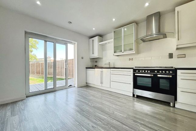3, Croft Corner, Windsor photo 3