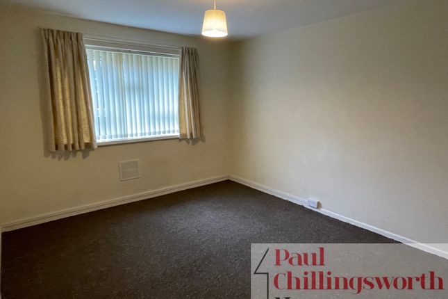 Flat to rent in Rosemary Close, Coventry