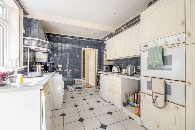 61, Montague Road, Slough photo 4