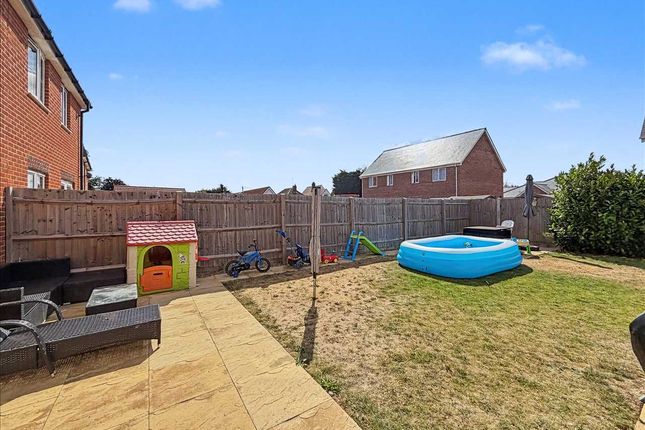 74, Barley Road, Kirby Cross photo 2