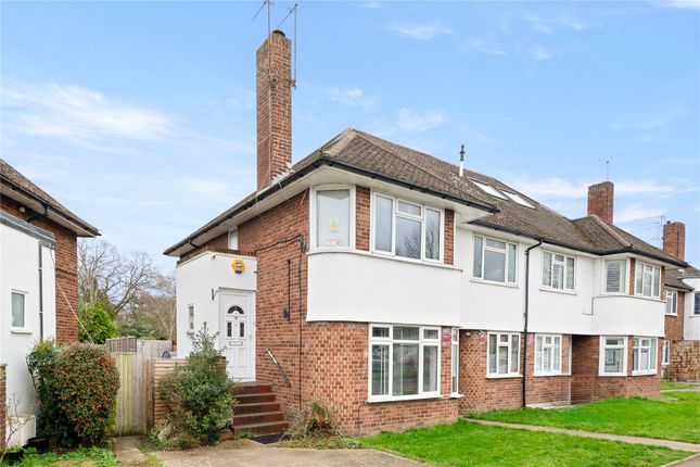 Maisonette for sale in The Broadway, Hampton Court Way, Thames Ditton, Surrey