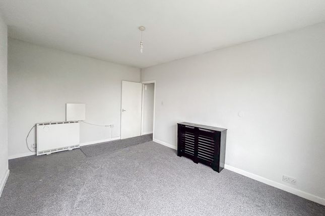 Flat for sale in Crescent Road, Uplands Court