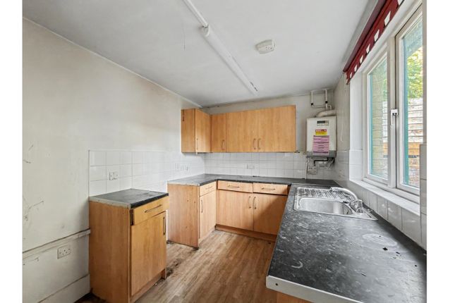 14, Peabody Estate, Tottenham photo 4