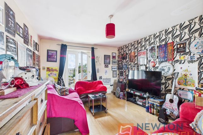62 Walker Road, Walsall photo 3