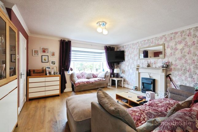 18, Hamilton Road, Evesham photo 2