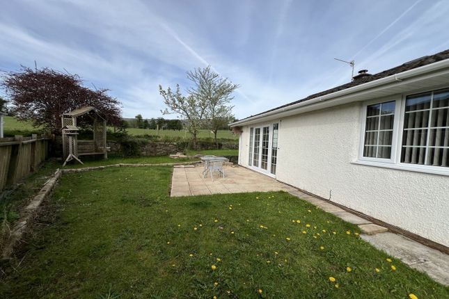 Bungalow to rent in Orchard Close, Gilwern, Abergavenny