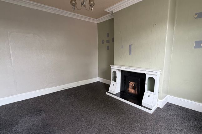 22, Fletcher Road, Bradford photo 3