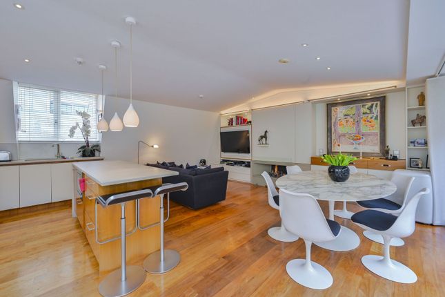 2-bed house on Cadogan Lane, Knightsbridge, £2,650,000