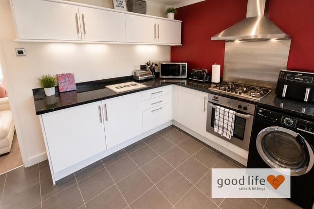 28, Withernsea Grove, Sunderland photo 5