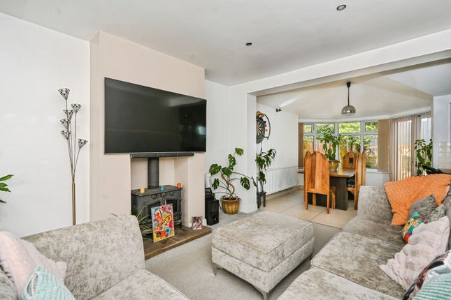 3, Hillbrae Avenue, Merseyside photo 4