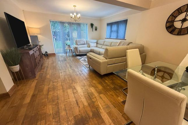 Jubilee House, 56A, Vicarage Road, Thetford photo 3