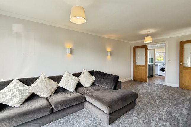 Upland Rise, Westbury photo 3