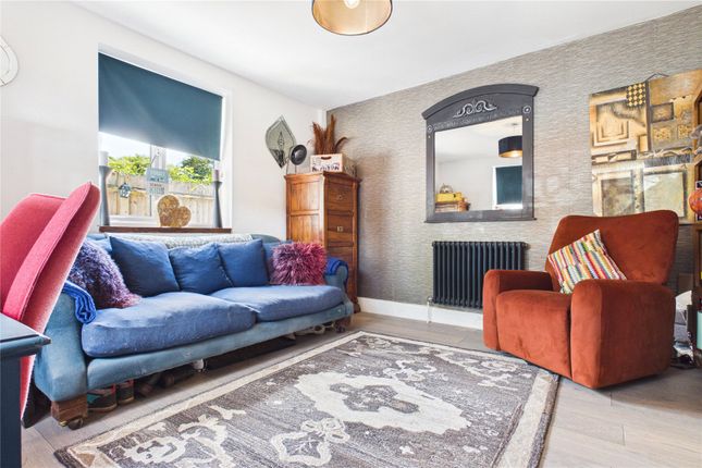 1, Broomhill, Beenham photo 4