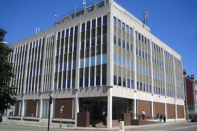 Office to let in 76 Hamilton Street, Birkenhead