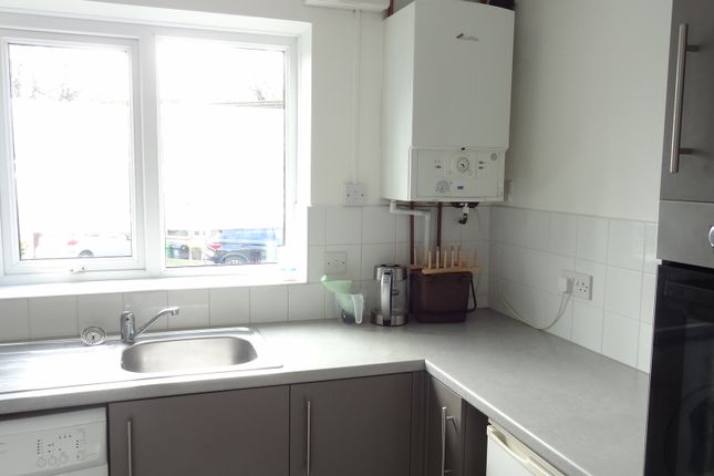32, Heol Y Cadno, Cardiff photo 4