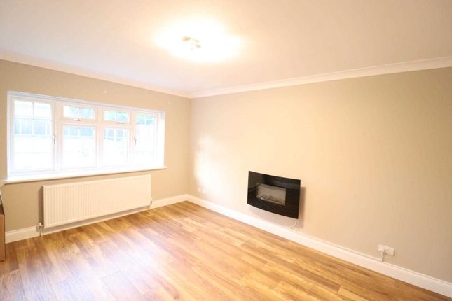 Detached house to rent in Marlow Hill, High Wycombe