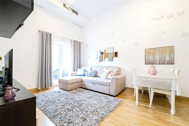 2, River Heights, London photo 3