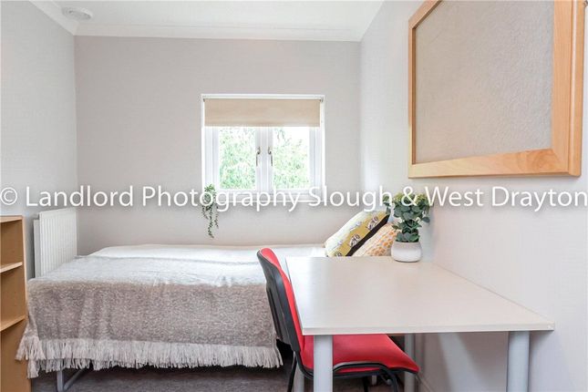 Property to rent in Broomfield, Guildford, Surrey