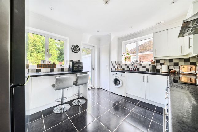 49, Gillmans Road, Orpington photo 4