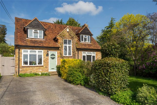 Thumbnail Detached house for sale in Village Road, Amersham