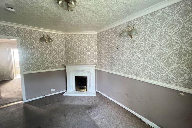 17, Havacre Lane, Bilston photo 4