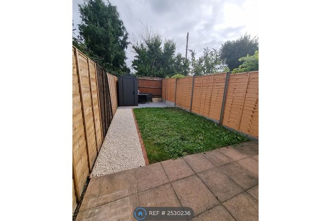Vokes Close, Southampton photo 5