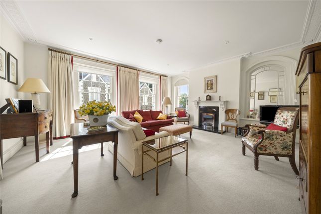 11, St. Johns Street, West Sussex photo 2