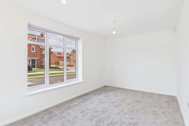 1, Breeze View, Coventry photo 3