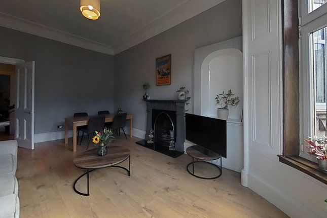 2/1, 1, Kirkwood Street, Glasgow photo 4
