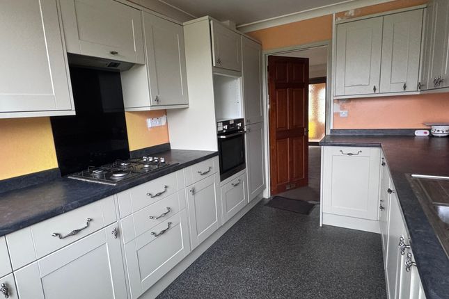 2, Rose Walk, Wicken Green Village photo 4