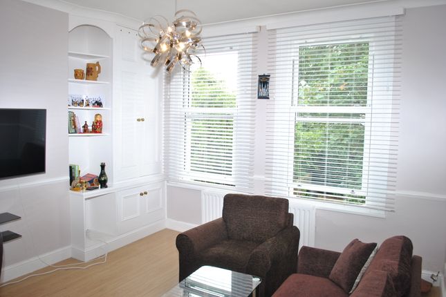 Thumbnail Flat to rent in Culverley Road, London