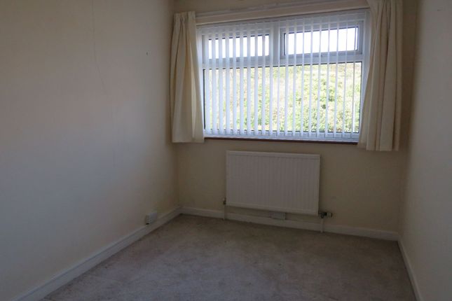 Top Flat, 59, Llangefni photo 4