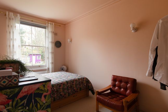 Flat for sale in Waldenshaw Road, Forest Hill