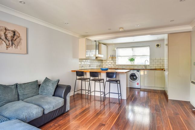 3, Matilda Way, Dunmow photo 4