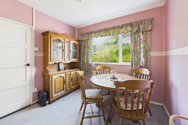 5, Sunnymeade Close, Drybrook photo 4