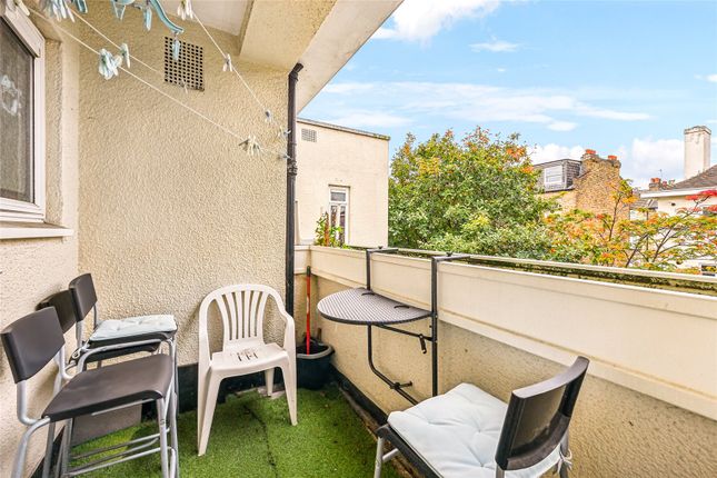 63, Westville Road, Shepherds Bush photo 3