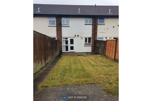 Wedgewood Crescent, Ketley, Telford photo 2