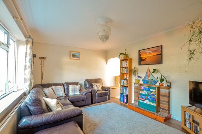 23, Prince Charles Road, St. Austell photo 2