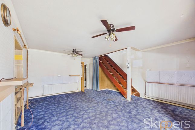 19 Clockhouse, Ashford photo 3