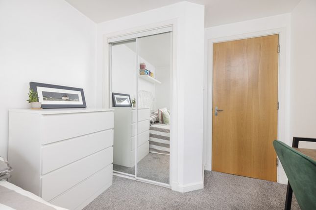 Flat for sale in 161/8 Easter Road, Leith, Edinburgh